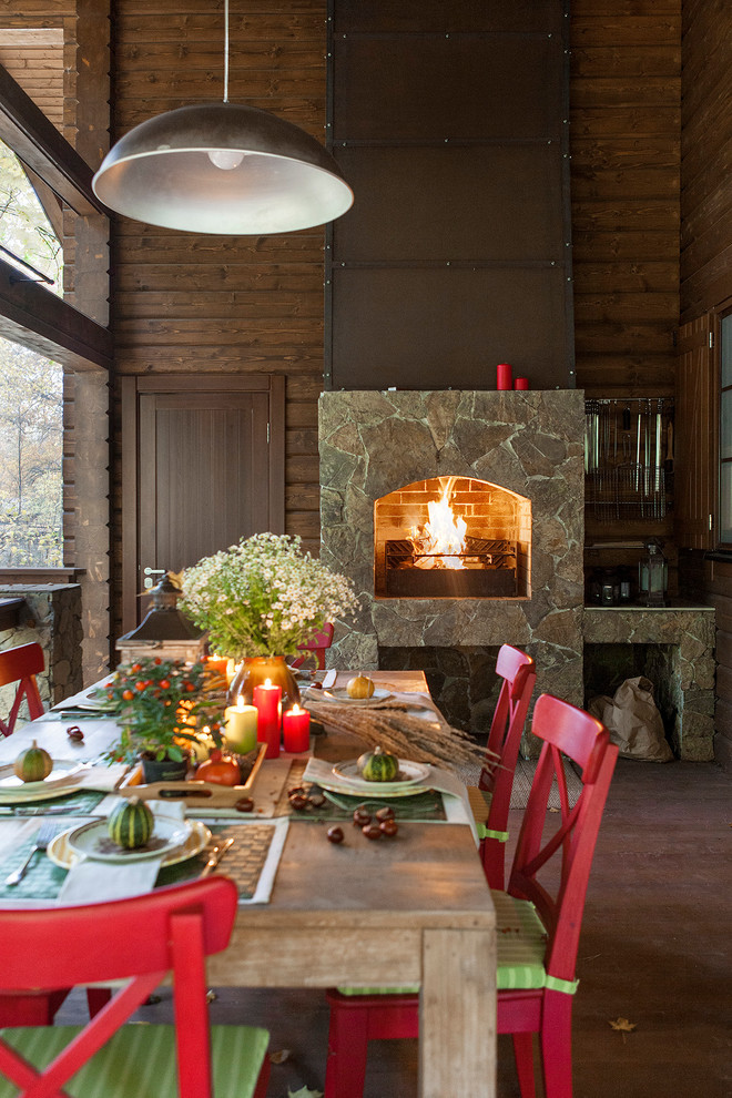 Exemple d'un porche d'entrée de maison nature avec une cuisine d'été.