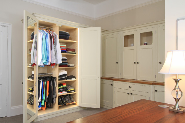Bedroom, Dressing-room & Study in Camberley, Surrey. - Traditional -  Wardrobe - Hampshire - by BP Kitchens & Interiors | Houzz IE
