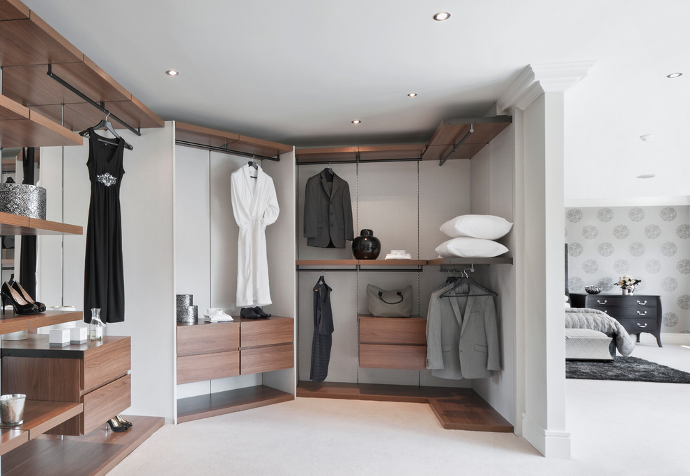 Example of a minimalist dressing room design in Berkshire