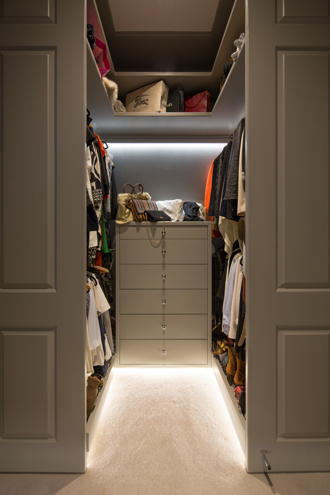 Ornate closet photo in London