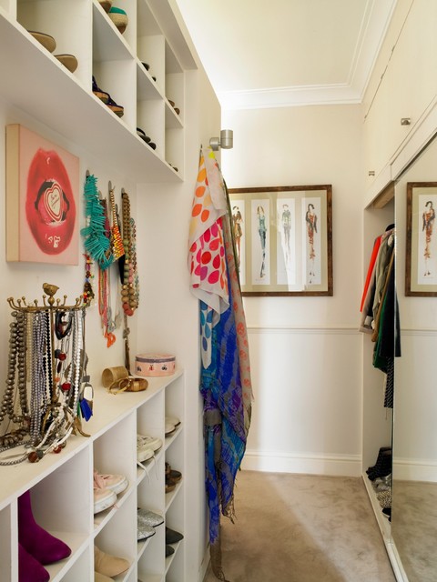 Kilburn Apartment - Ankleidezimmer - London - von Clare Gaskin Interiors