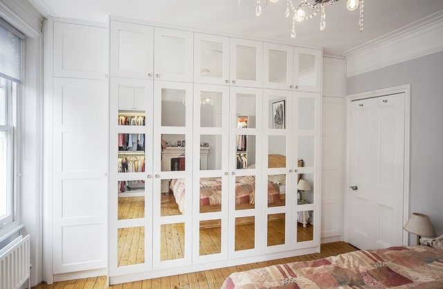 LACQUERED SHAKER STYLE DOORS WITH MIRRORS, HORNSEY N8 - Traditional -  Wardrobe - London - by Urban Wardrobes | Houzz IE