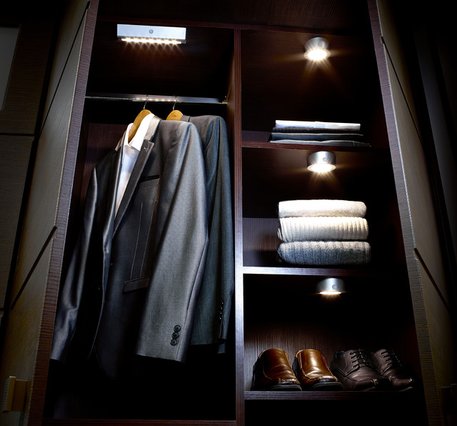 rechargeable wardrobe light