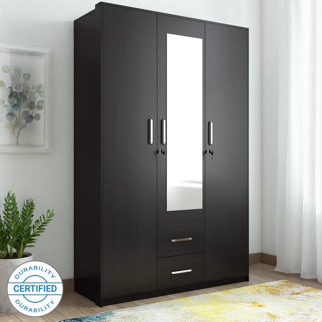 Spacewood 3 door wardrobe outlet