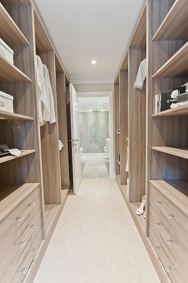 Design ideas for a contemporary wardrobe in Surrey.