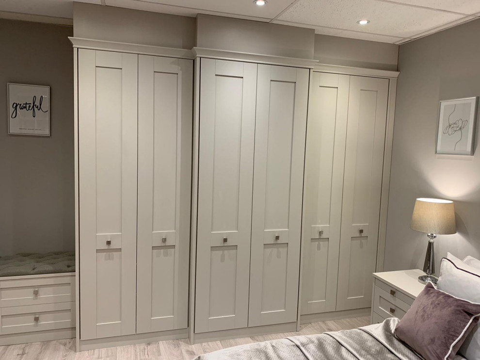 Wardrobes Contemporary Wardrobe Other by Bespoke Joinery