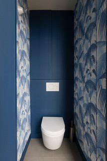Photos et idées déco de WC suspendus avec des portes de placard bleues -  Septembre 2023 | Houzz FR