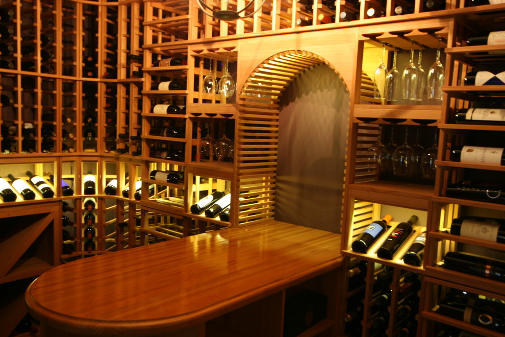 Cette image montre une cave à vin.