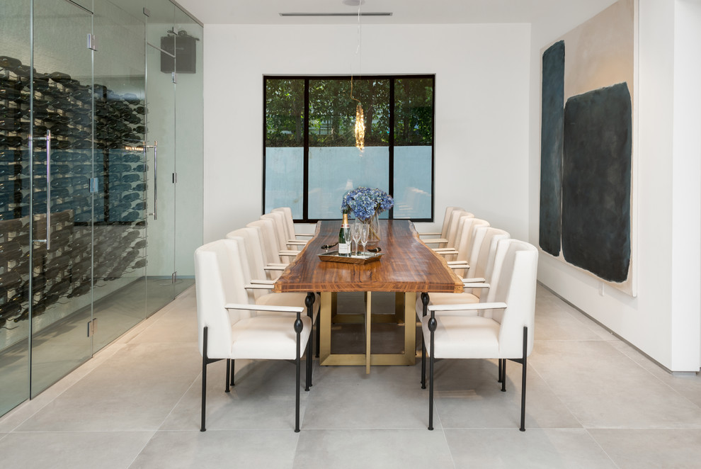 Medium sized contemporary dining room in Los Angeles.