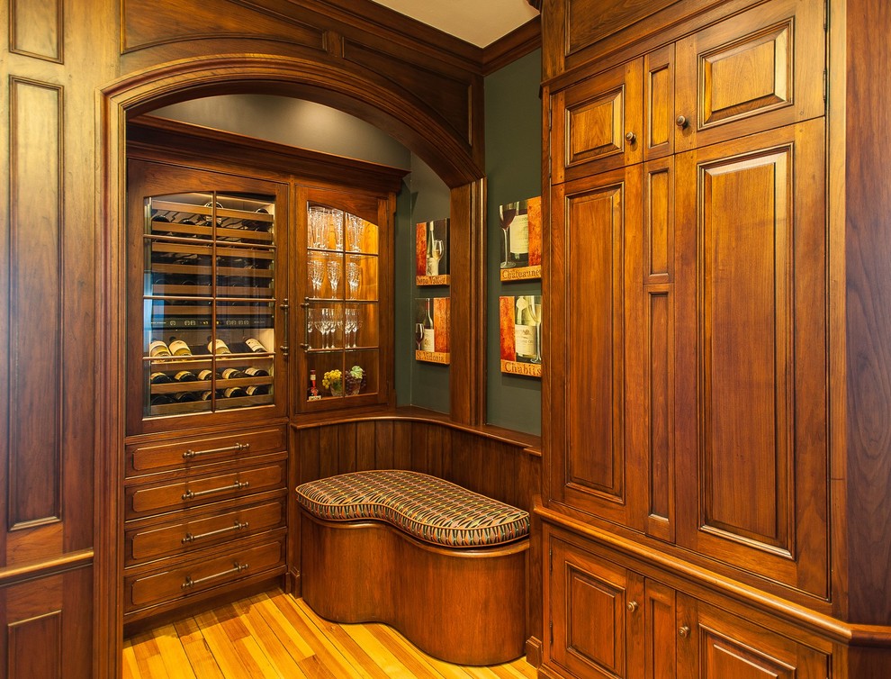 Example of a classic wine cellar design in Tampa