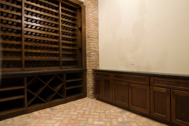 Example of a wine cellar design in Houston