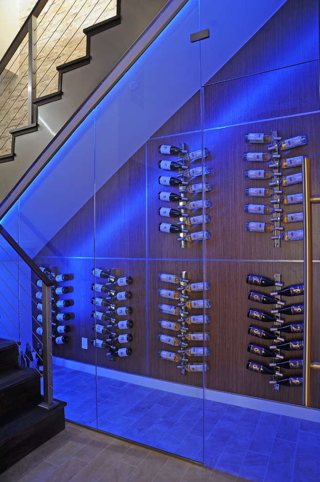 Design ideas for a modern wine cellar in Los Angeles.