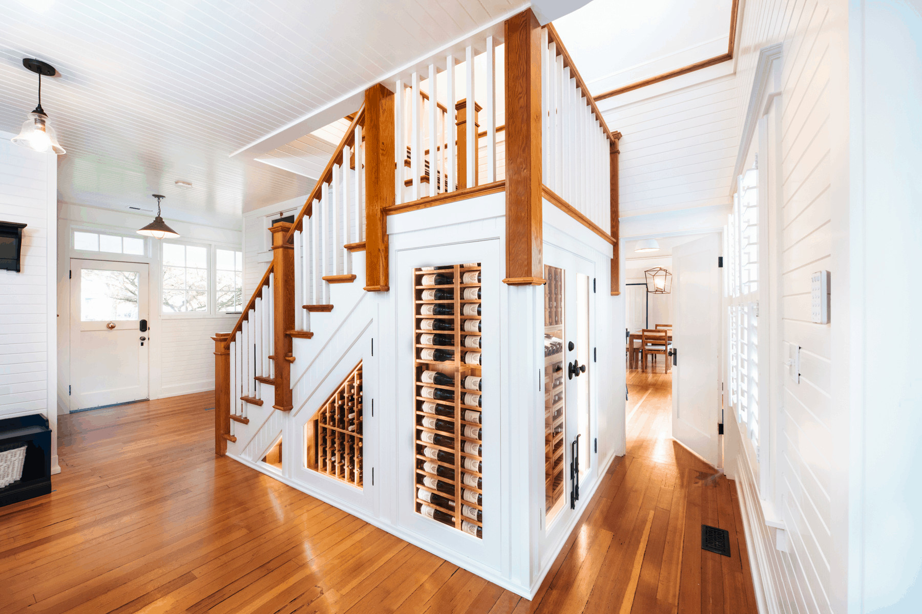 Style Files: How to Mix Traditional and Modern Interior Design — Sommi Wine  Cellars