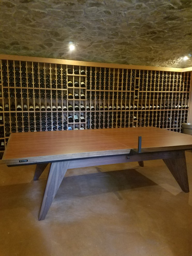 Réalisation d'une cave à vin vintage.