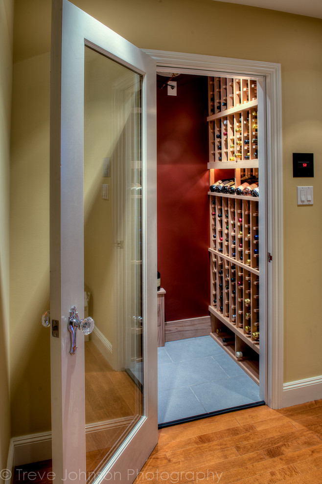 Wine cellar - traditional wine cellar idea in San Francisco