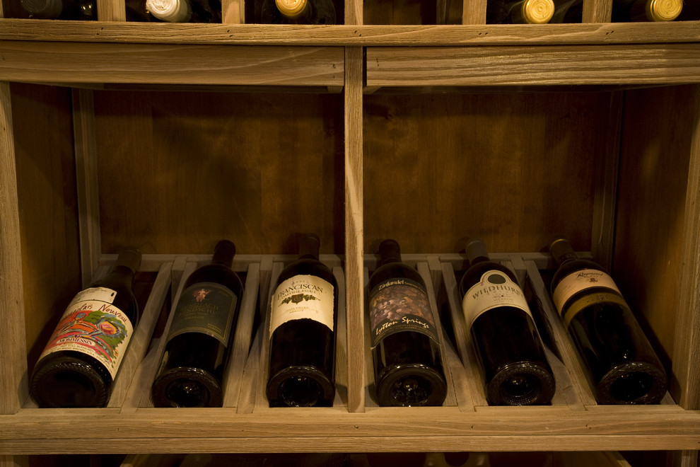 Design ideas for a classic wine cellar in Austin.