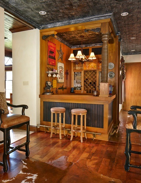 Wine cellar - rustic wine cellar idea in Dallas