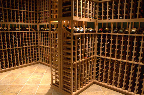 Design ideas for a traditional wine cellar in San Francisco.