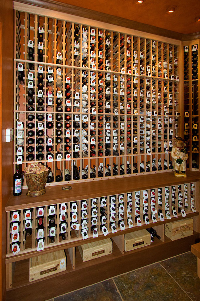 Wine cellar - traditional wine cellar idea in Phoenix
