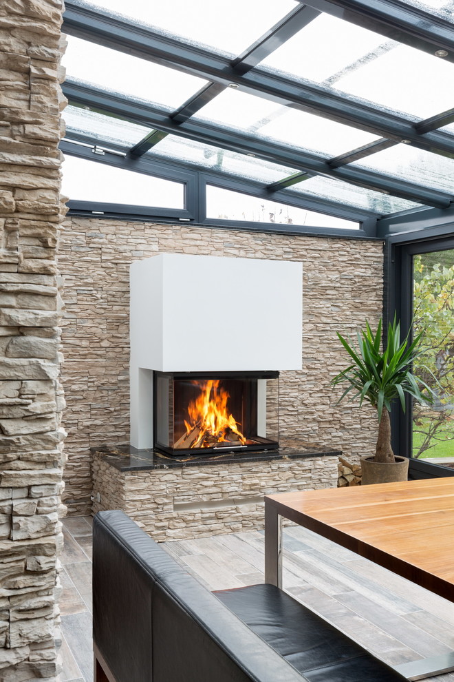 Dreiseitige Kamine - Contemporary - Sunroom - Cologne - by Lenz