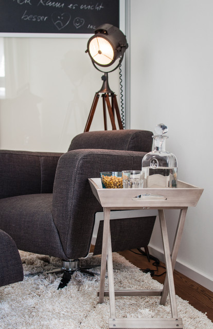 01 HERREN-WG - Industrial - Wohnzimmer - Berlin - von By Andy