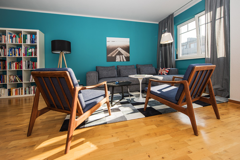 APARTMENT BERLIN PRENZLAUER BERG II Midcentury Living Room Berlin