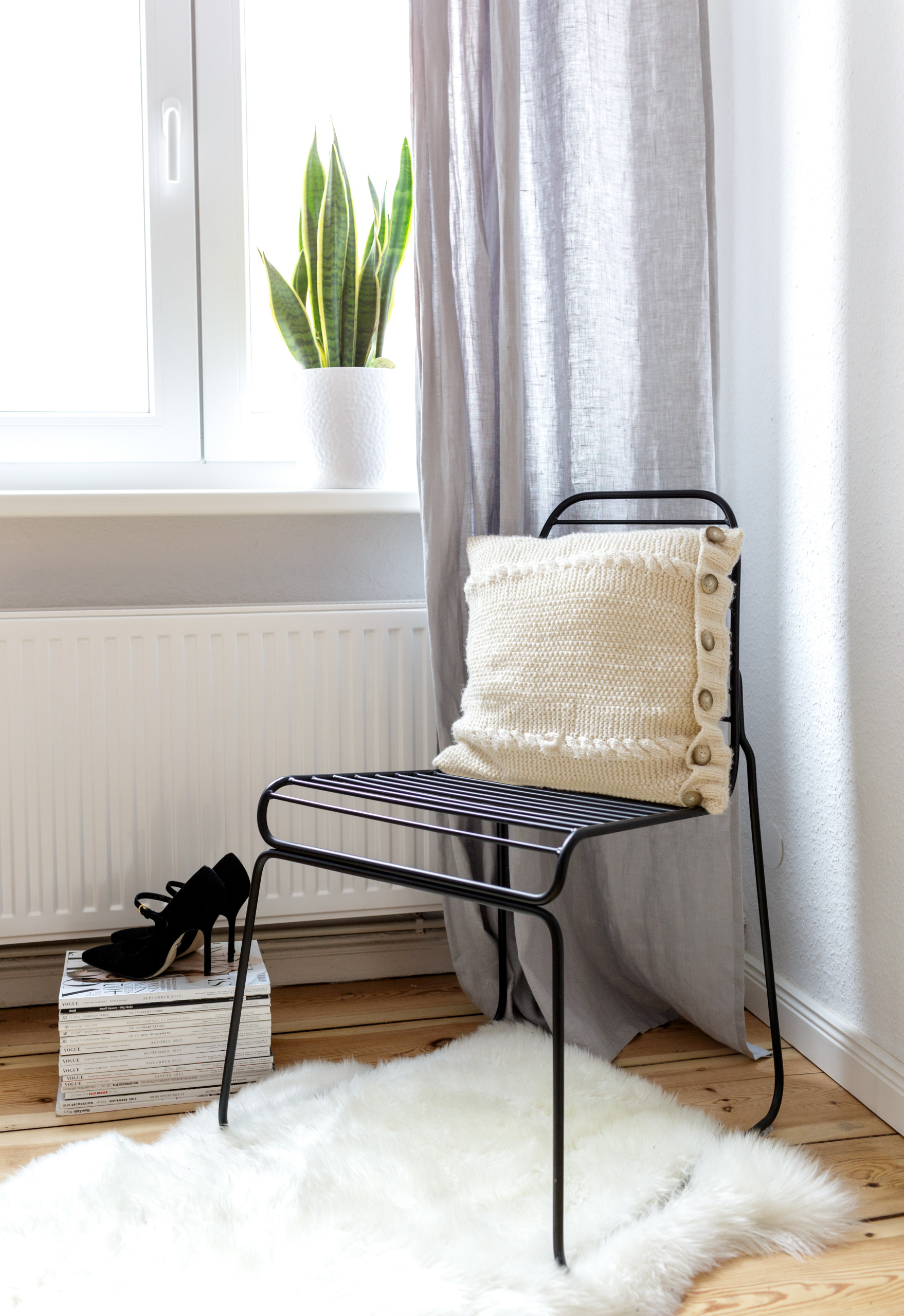 Berlin Private Studio Apartment Natural Modern Decoration Contemporary Family Room Berlin By Kathy Kunz Interiors Houzz