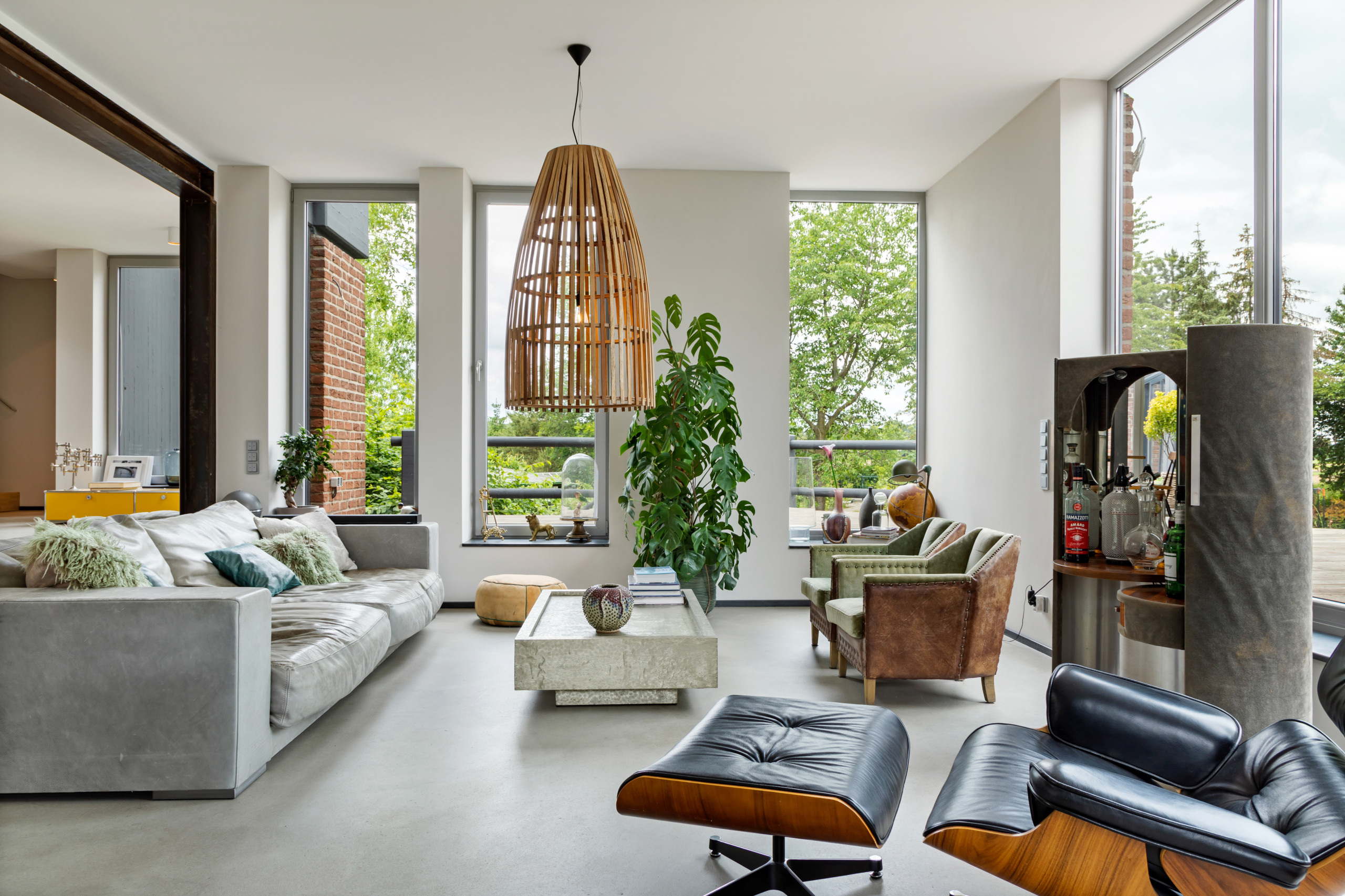 bungalow vollständig modernisiert - minimalistisch - wohnbereich