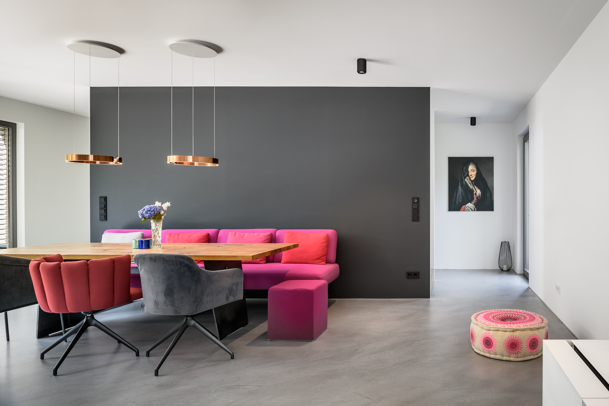 75 Wohnzimmer mit grauer Wandfarbe und grauem Boden Ideen & Bilder -  September 2022 | Houzz DE