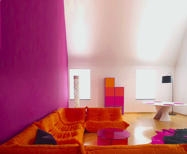 Idéer för ett modernt vardagsrum, med rosa väggar
