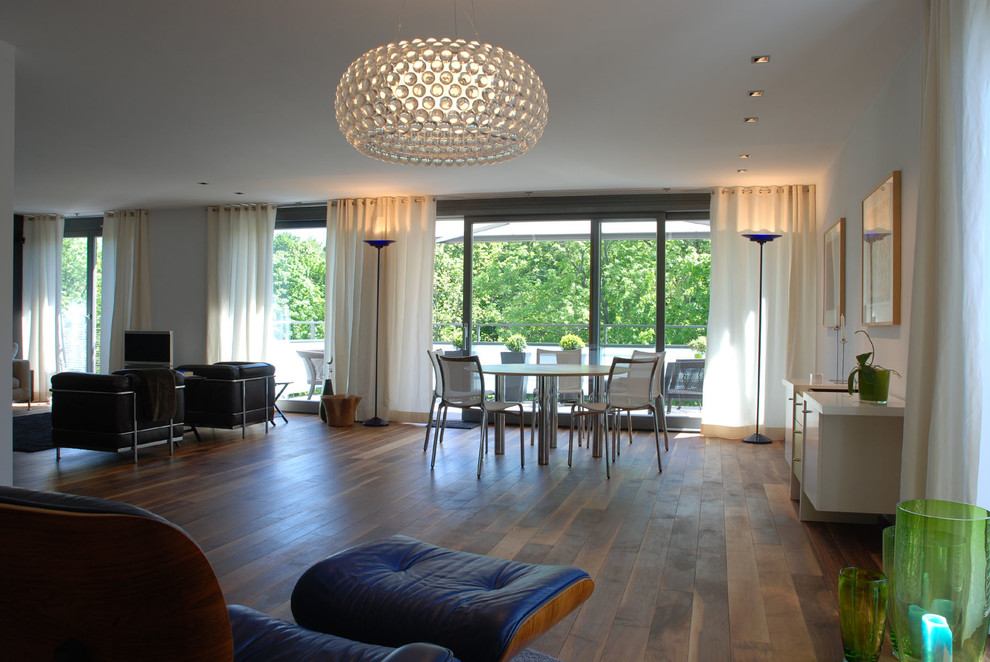 Design ideas for a contemporary living room in Stuttgart.
