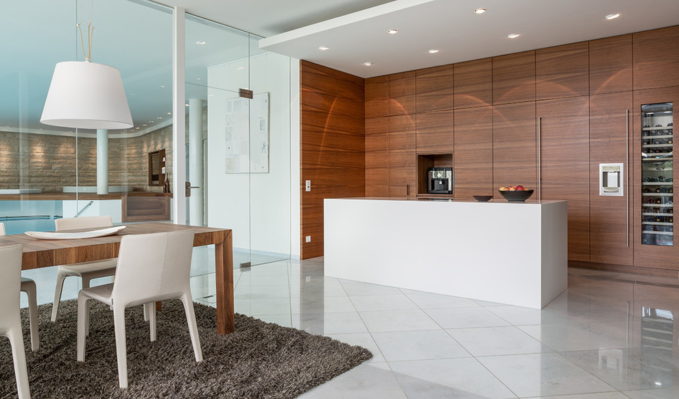 Idee per un soggiorno contemporaneo con pavimento con piastrelle in ceramica e pavimento bianco