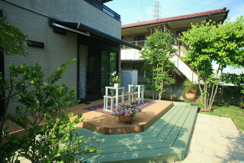 Moderne Terrasse in Tokio
