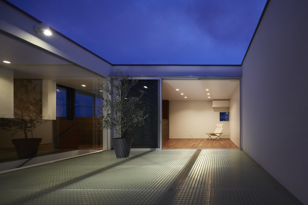 Inspiration for a contemporary terrace in Other.