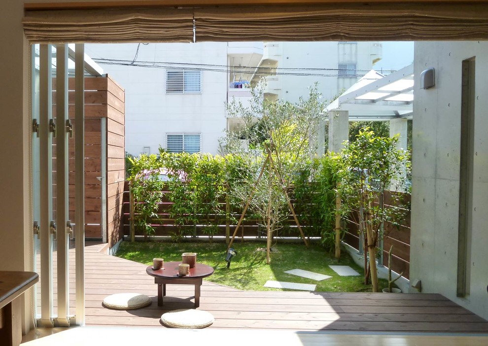 Ejemplo de terraza de estilo zen sin cubierta