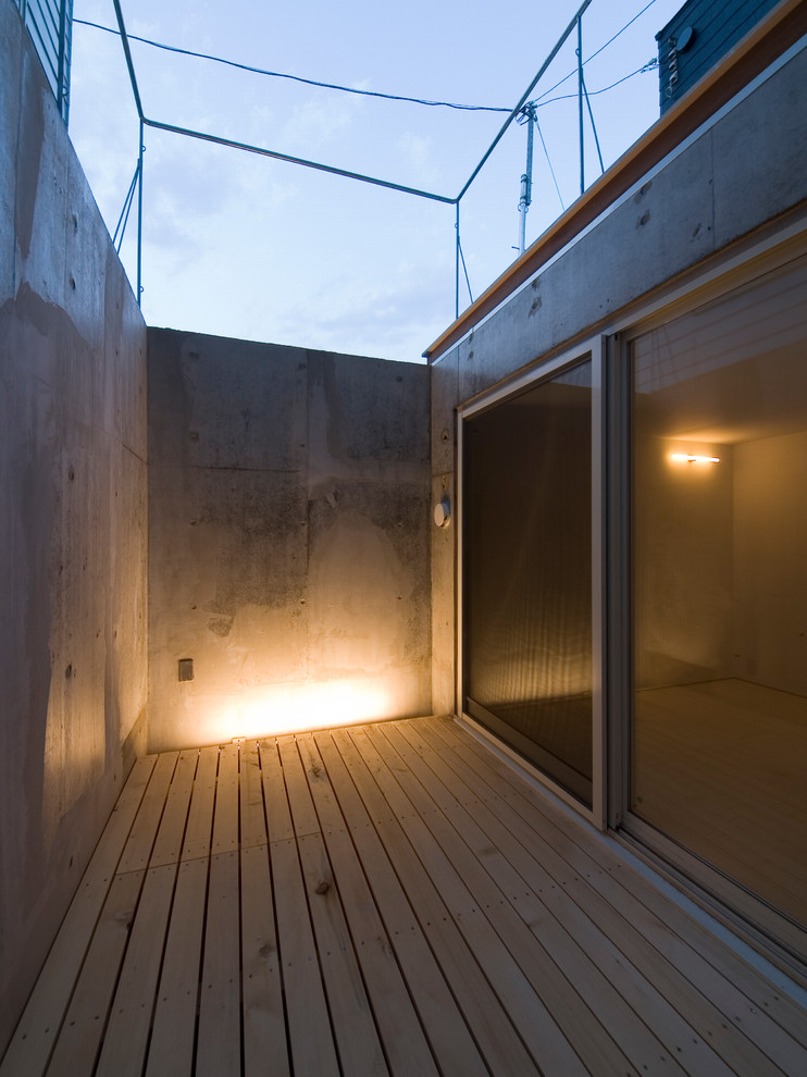 Design ideas for a modern terrace in Tokyo.