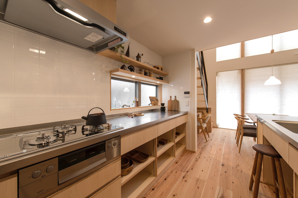 World-inspired kitchen in Yokohama.