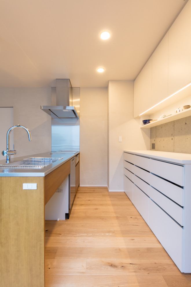 Photo of a world-inspired kitchen in Tokyo.