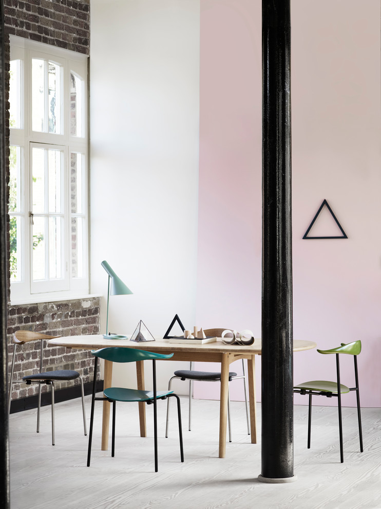 Inspiration for a scandi dining room in Tokyo.