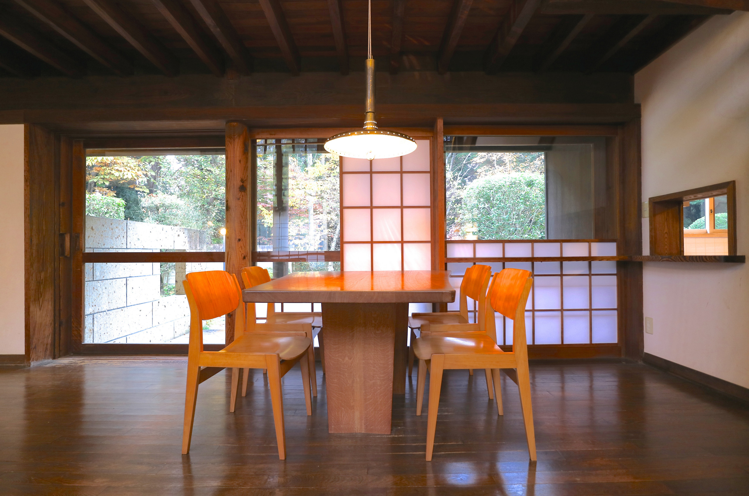 A Renowned Modernist Turns Tradition-Minded for His Own Home A Renowned Modernist Turns Tradition-Minded for His Own Home