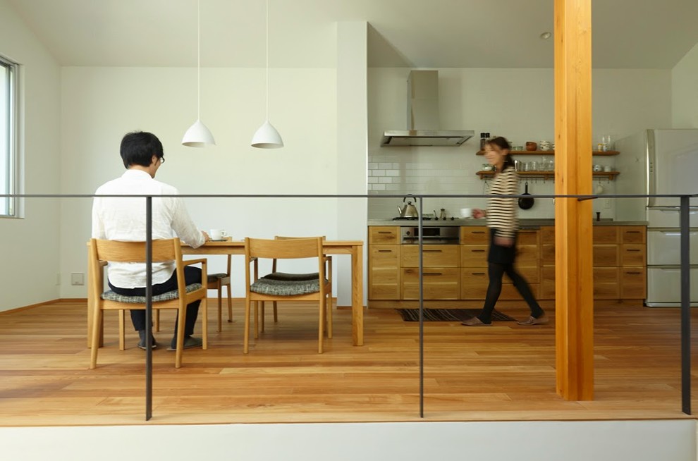 Example of a trendy dining room design in Kobe