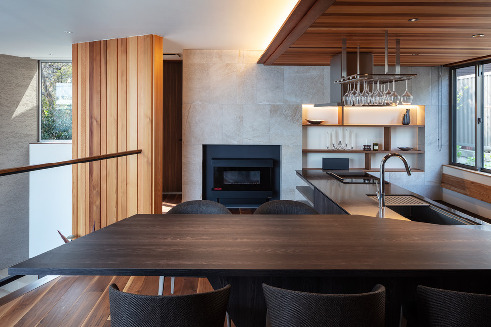 Idées déco pour une salle à manger moderne.