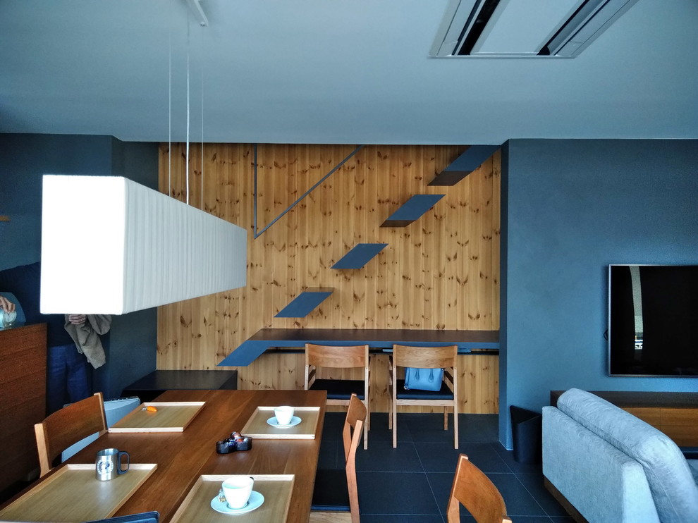 Example of a trendy dining room design in Osaka
