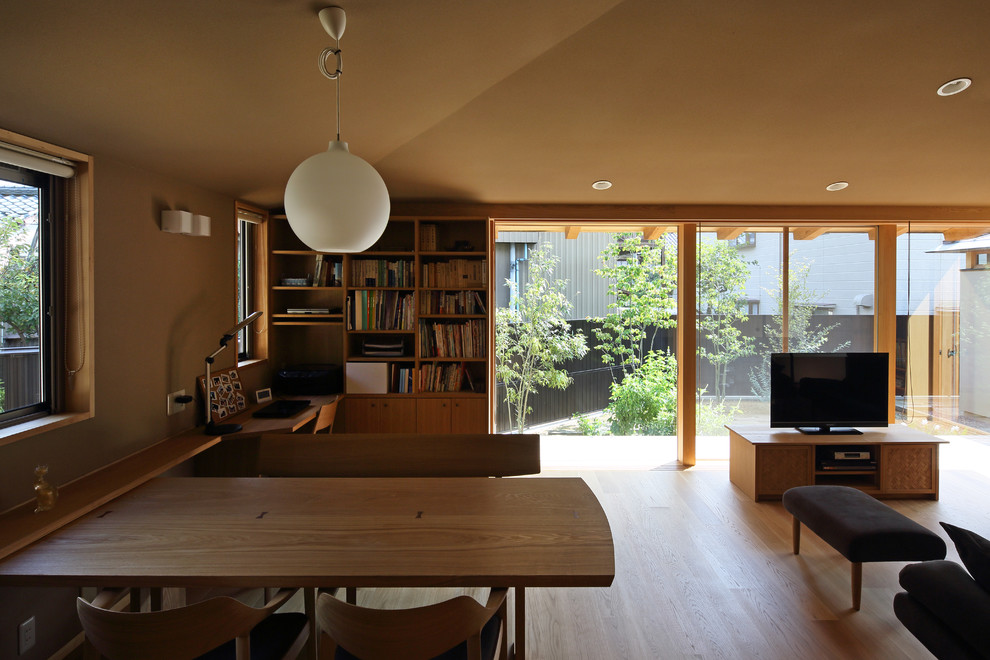 Inspiration for a contemporary dining room remodel in Kyoto