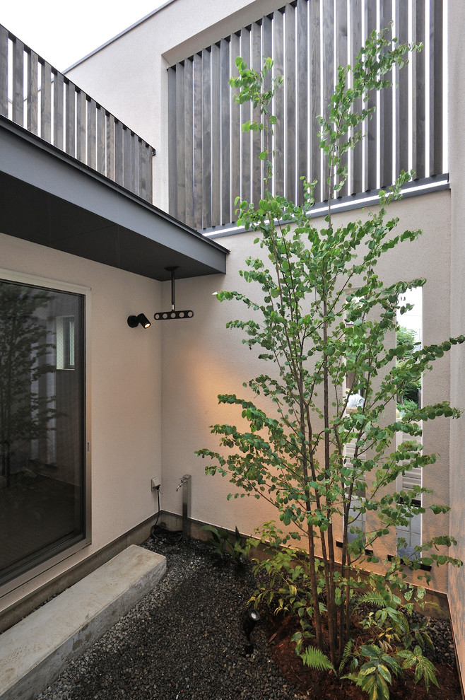 Inspiration for a modern patio in Tokyo.