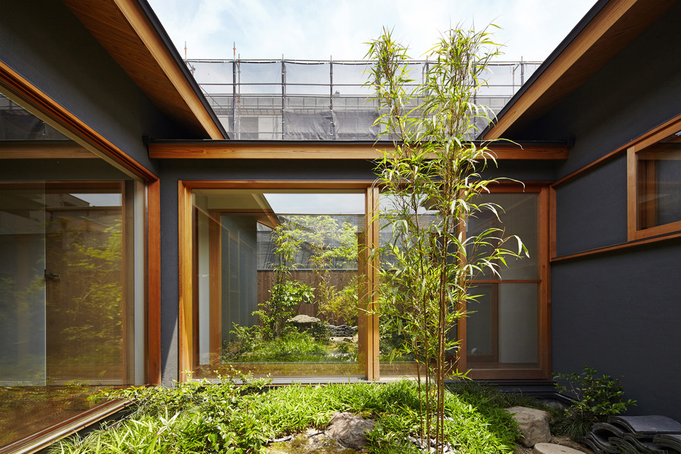 Inspiration for a world-inspired patio in Kyoto.