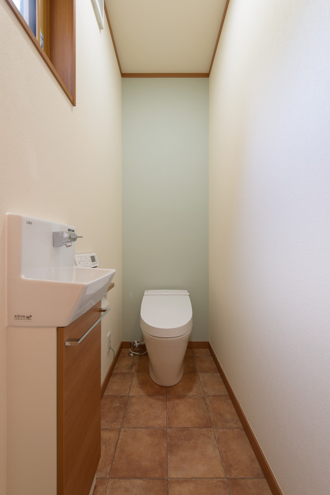 Réalisation d'un WC et toilettes minimaliste.