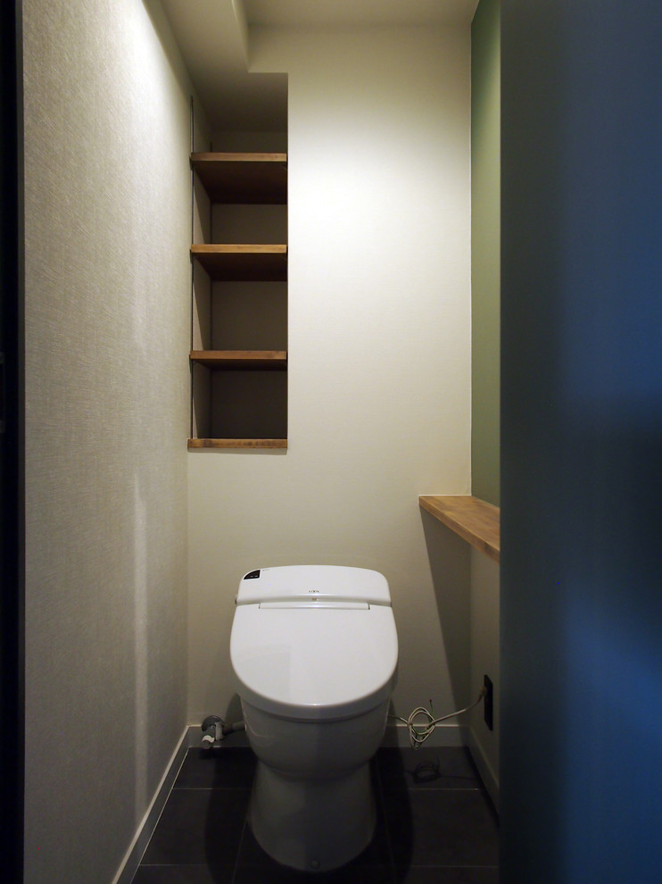 東京23区にあるおしゃれなトイレ・洗面所の写真