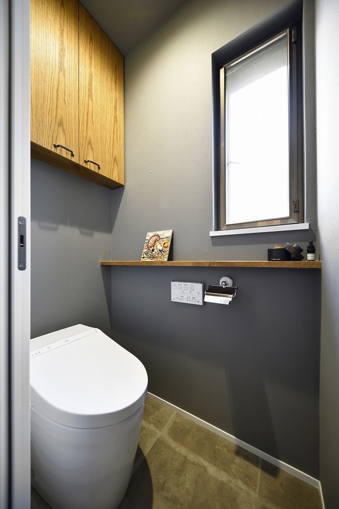Inspiration for a contemporary cloakroom.