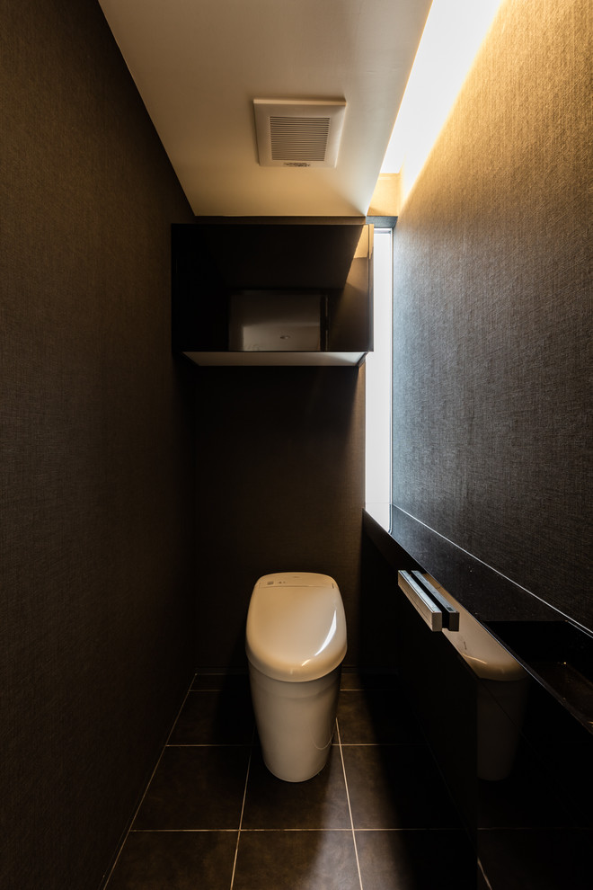 神戸にある北欧スタイルのおしゃれなトイレ・洗面所の写真
